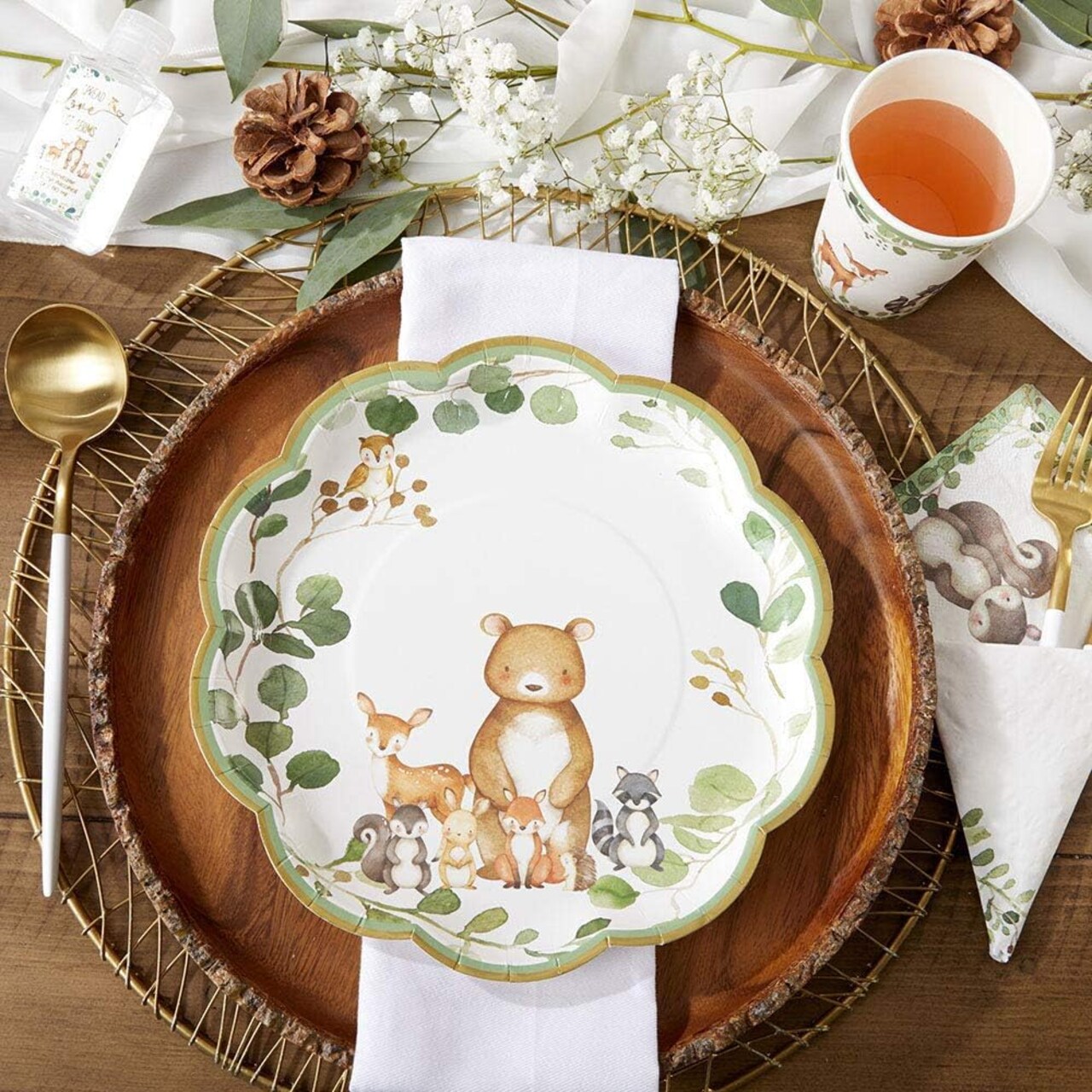 Set of 16 Baby Shower Premium Paper Plates - Woodland, 9 Inch